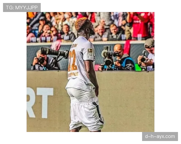 博尼法斯持球突破建功，助球队逆转取胜表现抢眼