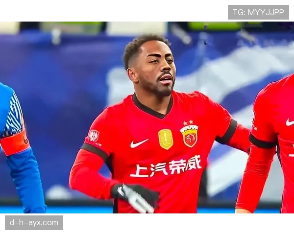 上海海港勇夺超级杯冠军，续写辉煌篇章表现亮眼