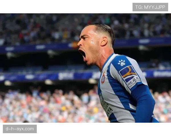 亚历克斯·格里马尔多本赛季表现稳健,攻防两端持续提升 亚历克斯·格里马尔多本赛季表现稳健,攻防两端持续提升