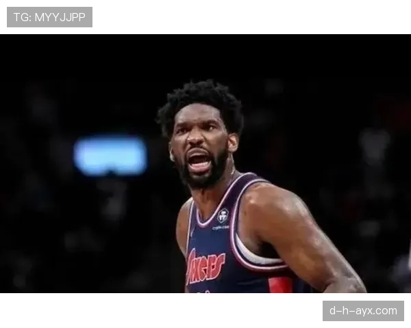 马克西靠挡拆突破对比恩比德，提升外线效率