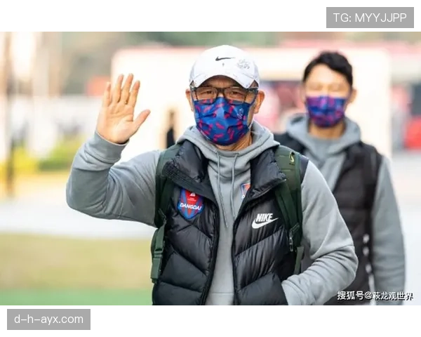 高磊家那待遇，跟普通球员差十条街啊！